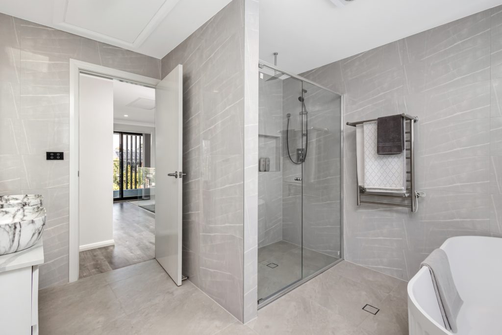 2 Deptford Avenue, Kings Langley NSW 2147 - photo 11