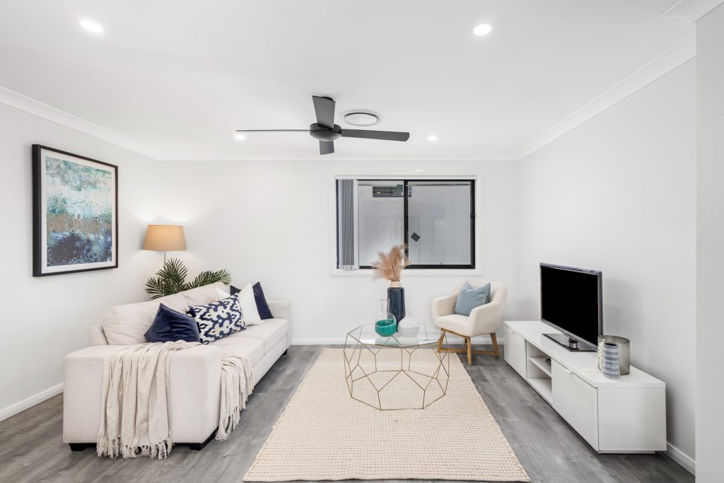 2 Deptford Avenue, Kings Langley NSW 2147 - photo 5