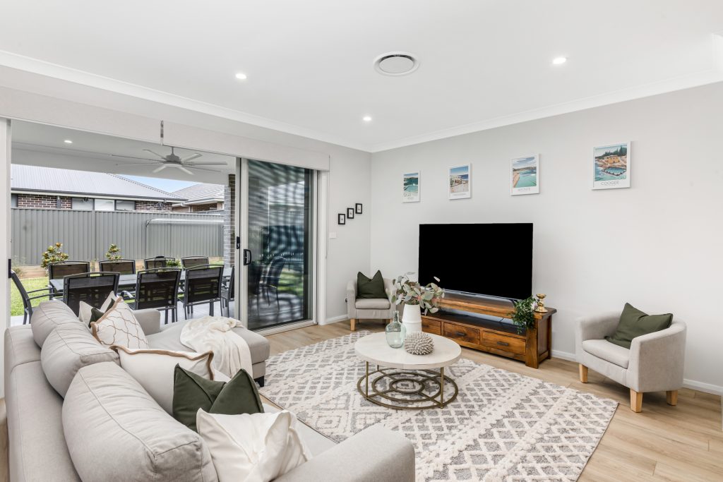 6 Selhurst Road, North Kellyville NSW 2155 - photo 4