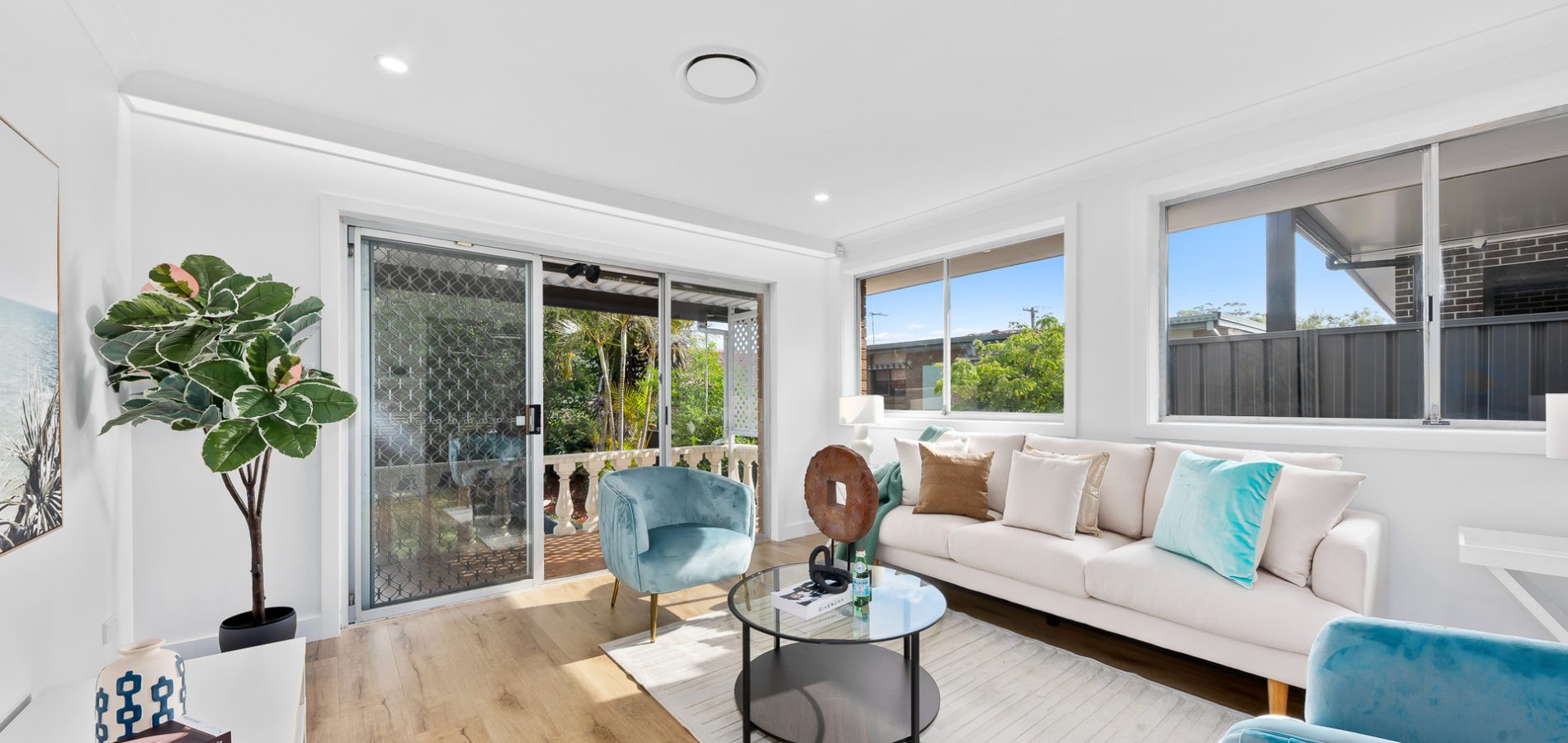 22 Molonglo Road, Seven Hills NSW 2147 - photo 2