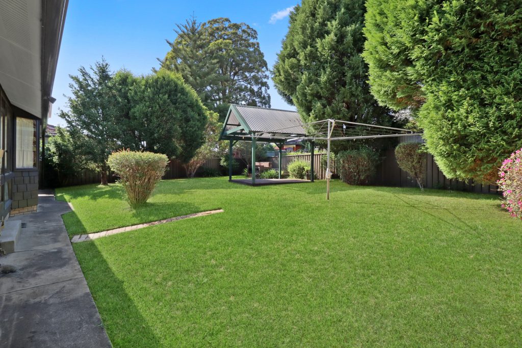 46 Hilda Road, Baulkham Hills NSW 2153 - photo 12