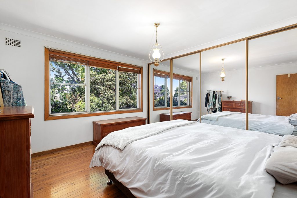 20 Olola Avenue, Castle Hill NSW 2154 - photo 5