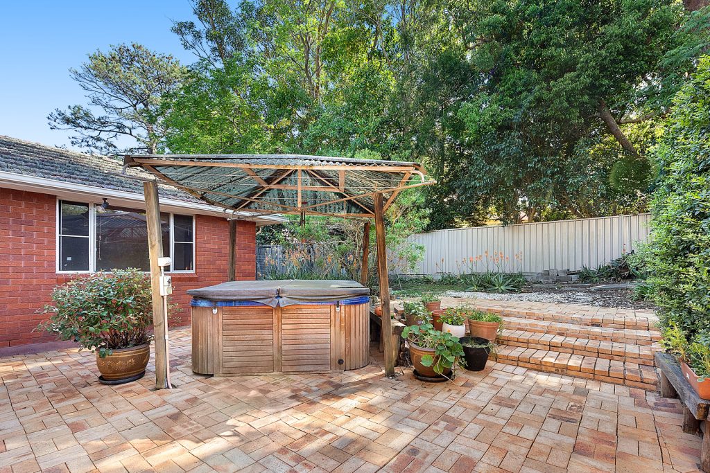 20 Olola Avenue, Castle Hill NSW 2154 - photo 10