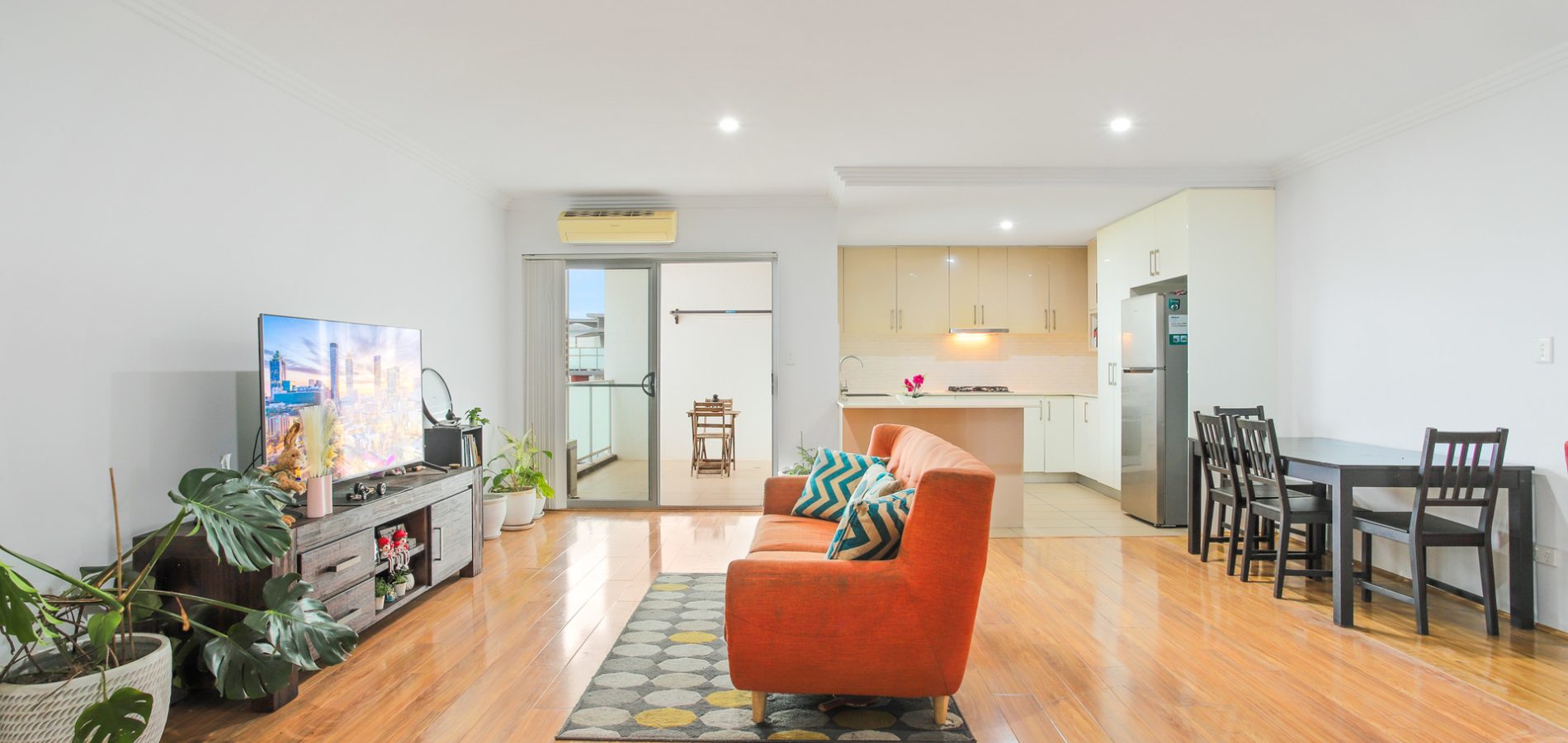 18/78 Essington Street, Wentworthville NSW 2145 - photo 2