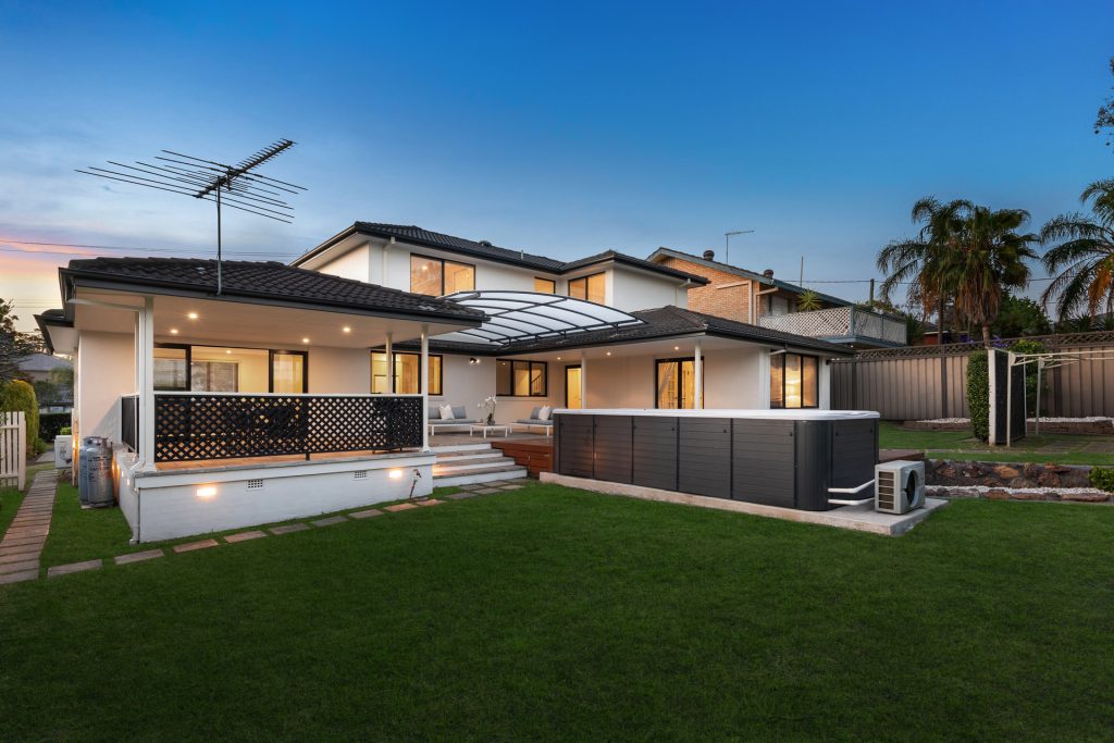 15 Keswick Avenue, Castle Hill NSW 2154 - photo 12