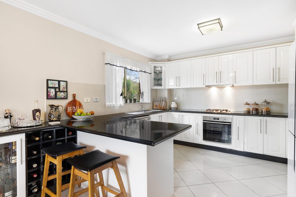 4/49 Cecil Avenue, Castle Hill NSW 2154 - photo 2
