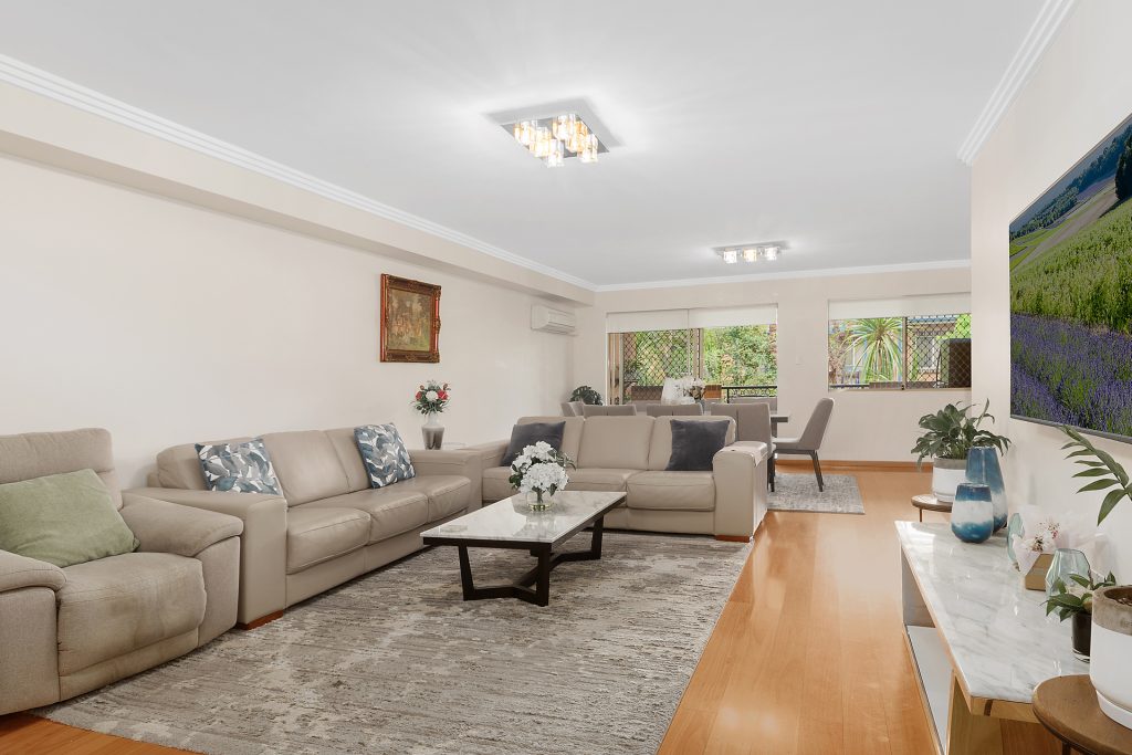 4/49 Cecil Avenue, Castle Hill NSW 2154 - photo 3