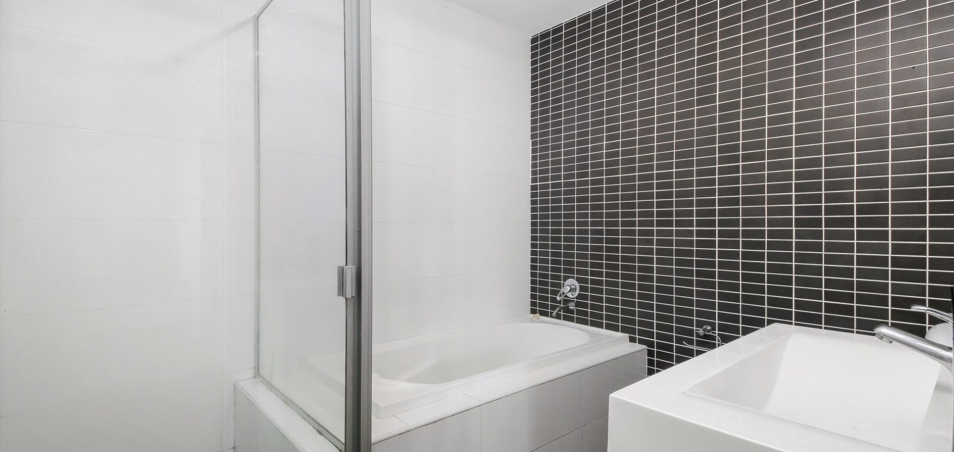 26/47 Lydbrook Street, Westmead NSW 2145 - photo 7