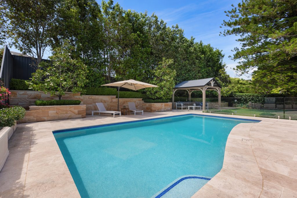 4 Lynwood Place, Castle Hill NSW 2154 - photo 17