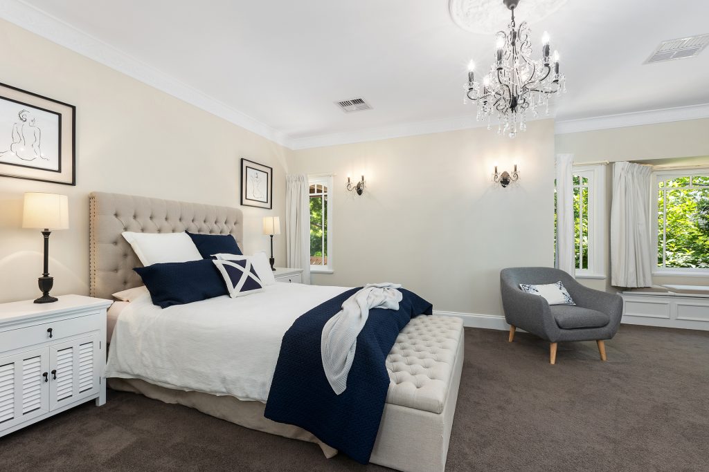 4 Lynwood Place, Castle Hill NSW 2154 - photo 8
