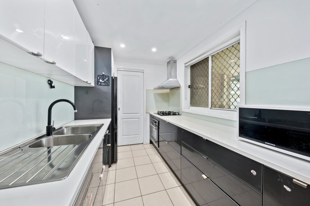 12/23 Fuller Street, Seven Hills NSW 2147 - photo 3