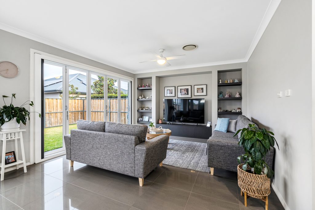 70 Fernadell Drive, Pitt Town NSW 2756 - photo 7
