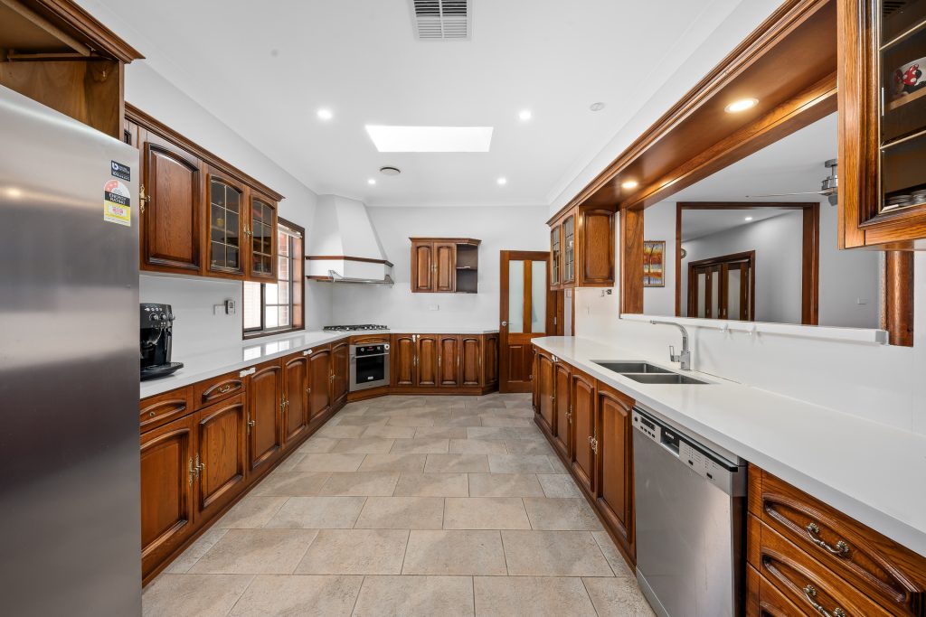 29 Hinkler Avenue, Ryde NSW 2112 - photo 3