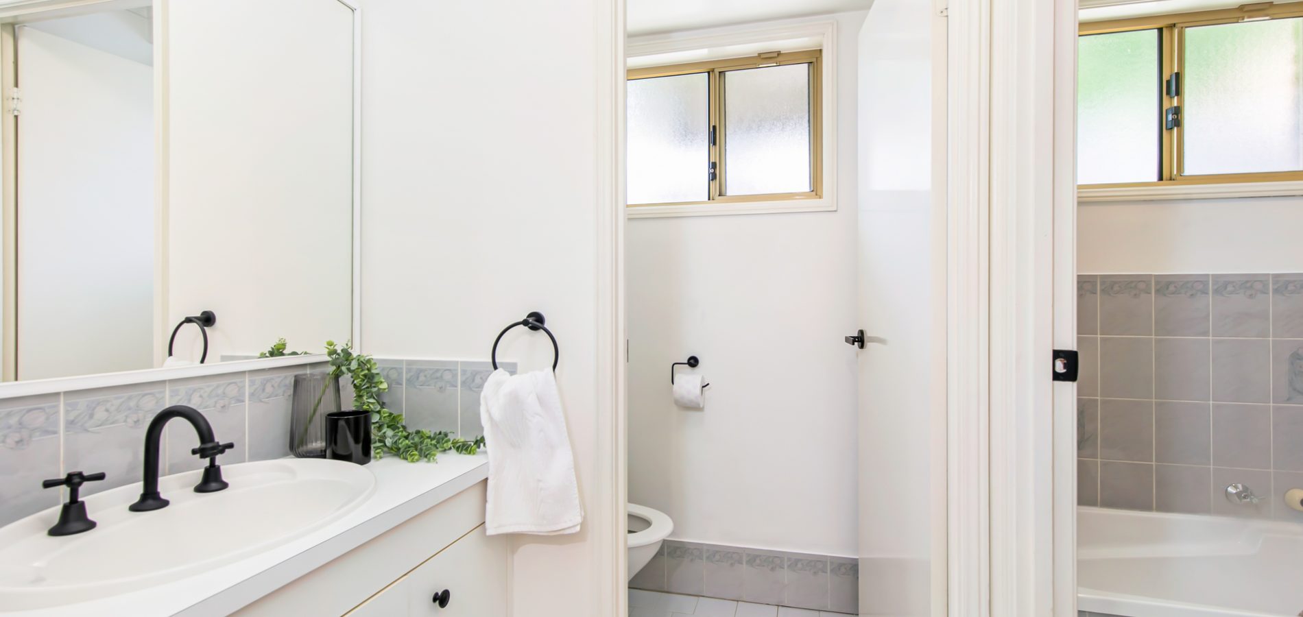 3 Alamar Crescent, Quakers Hill NSW 2763 - photo 11