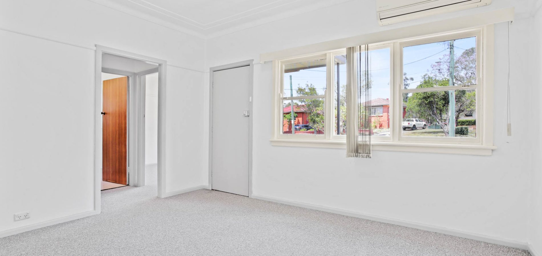 7 Fisher Crescent, Pendle Hill NSW 2145 - photo 2