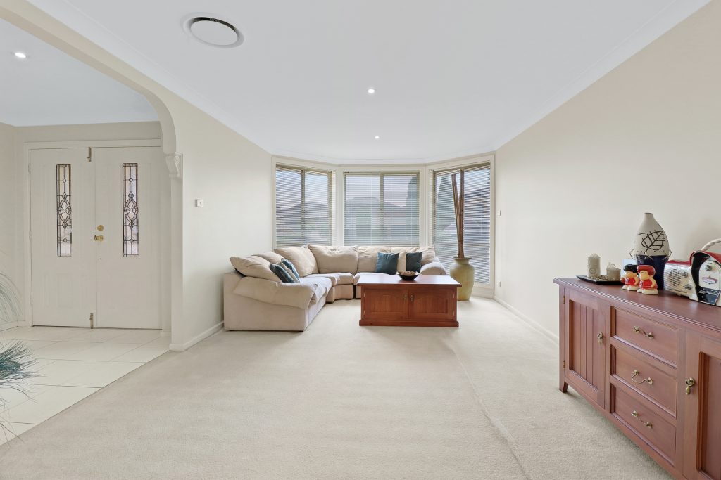 11 Glamis Place, Castle Hill NSW 2154 - photo 2