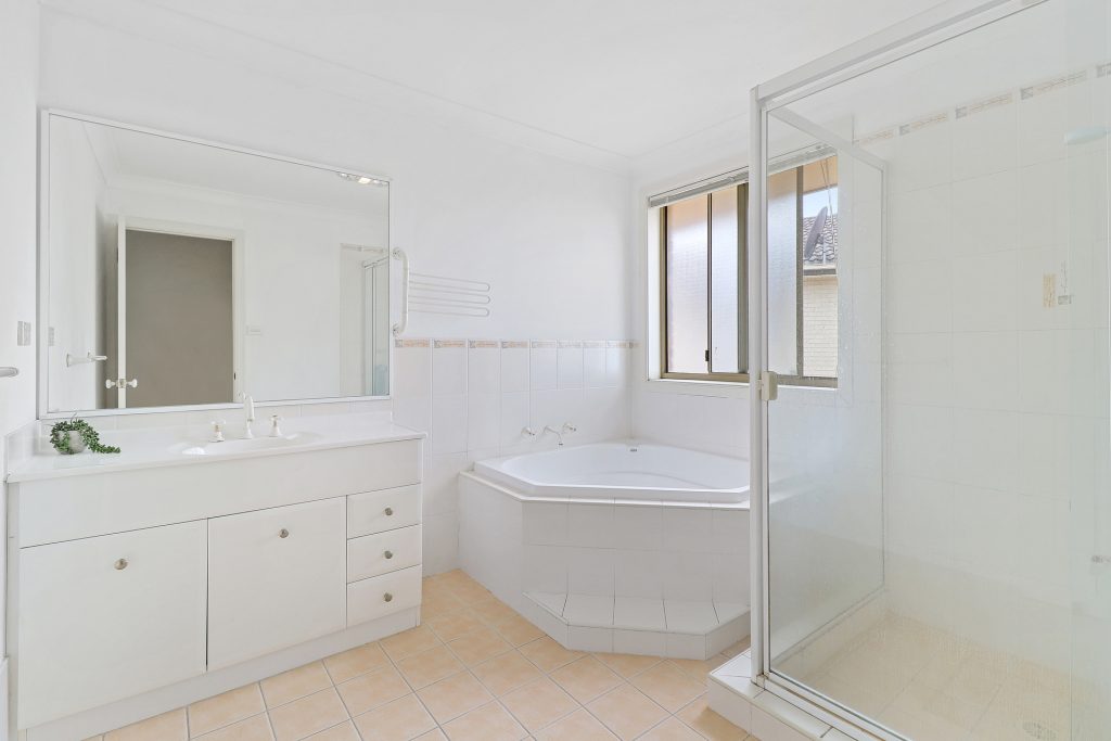 11 Glamis Place, Castle Hill NSW 2154 - photo 12