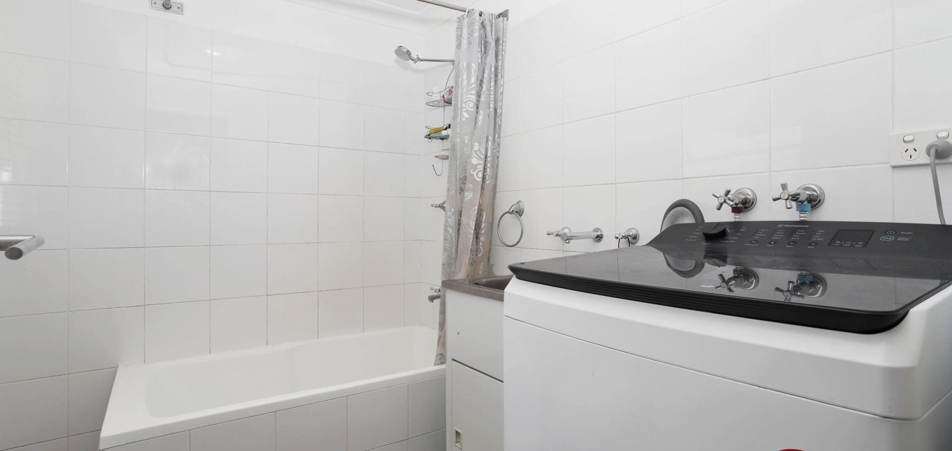 Sold - 4 First Avenue - New Property in Toongabbie - Real Estate by Brad Panayiotou