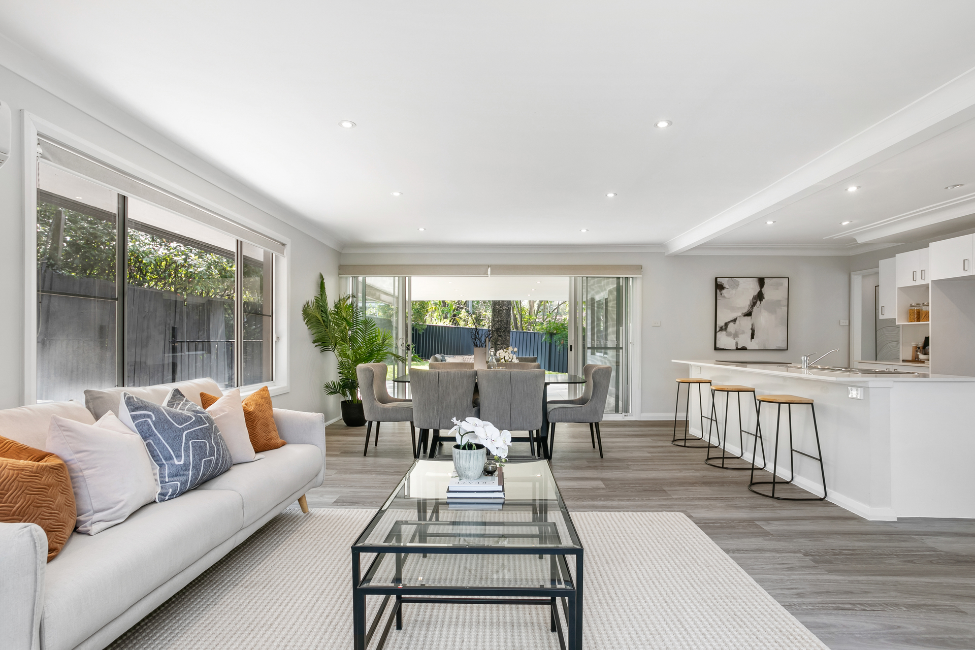 5 Coniston Place, Castle Hill NSW 2154 - photo 2