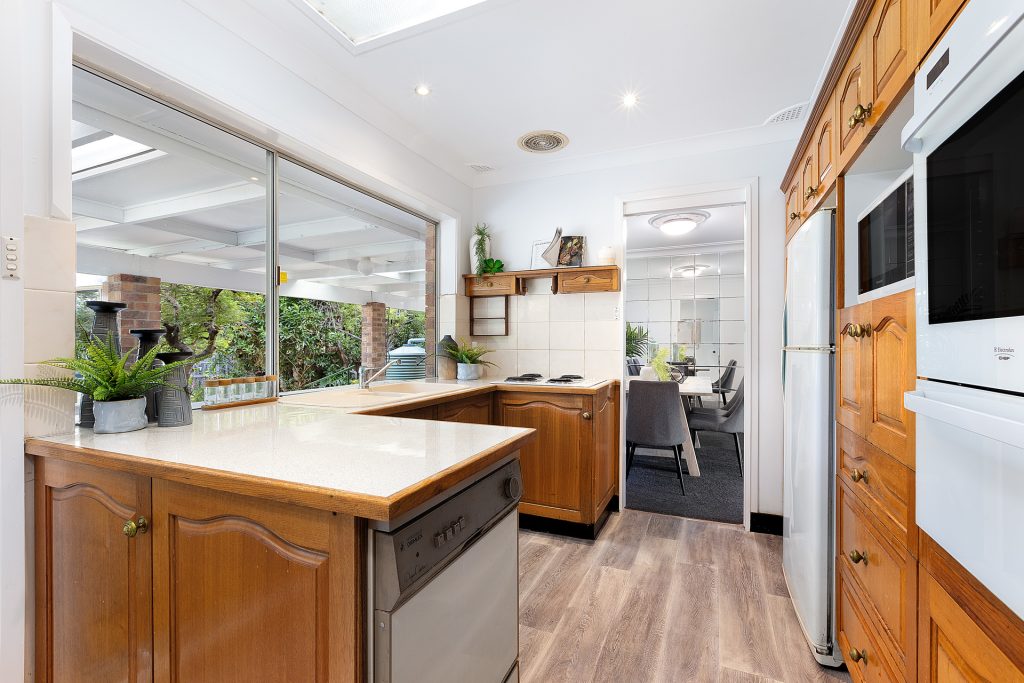 56 Malvern Avenue, Baulkham Hills NSW 2153 - photo 2