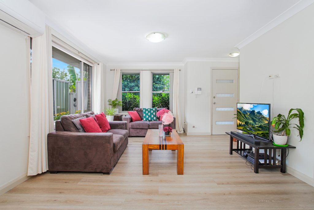 3B Carinya Road, Girraween NSW 2145 - photo 2