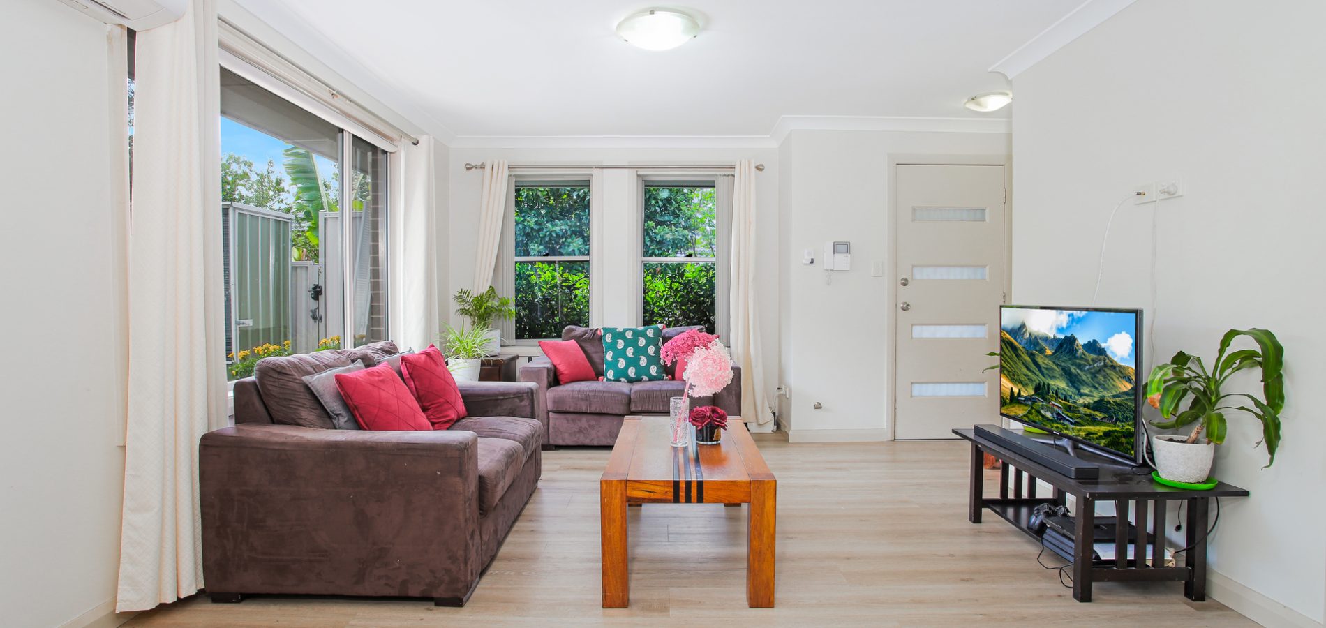 3B Carinya Road, Girraween NSW 2145 - photo 2