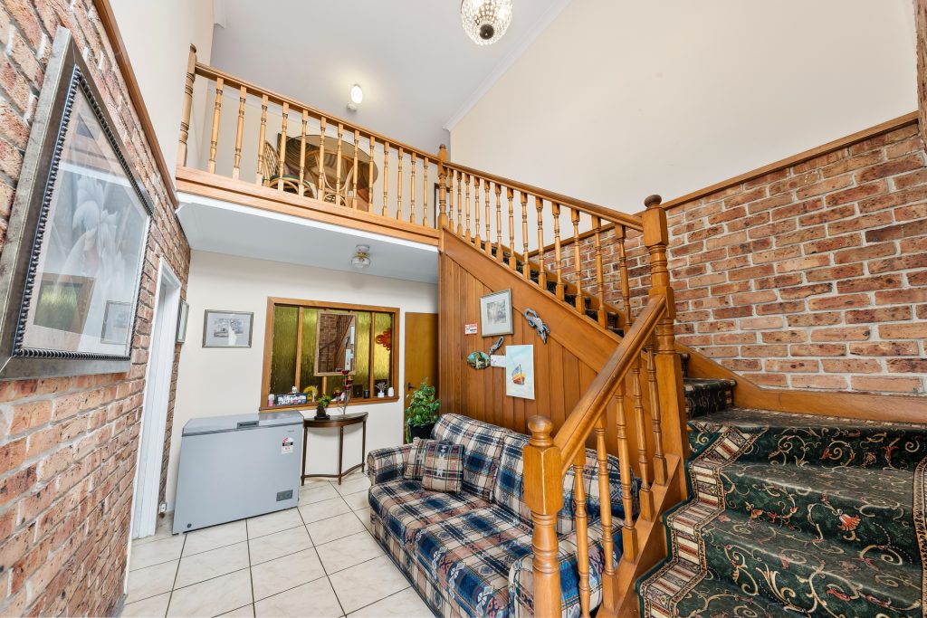 162 & 162A Lucas Road, Seven Hills NSW 2147 - photo 4