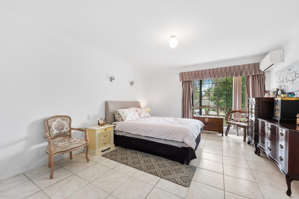 162 & 162A Lucas Road, Seven Hills NSW 2147 - photo 5