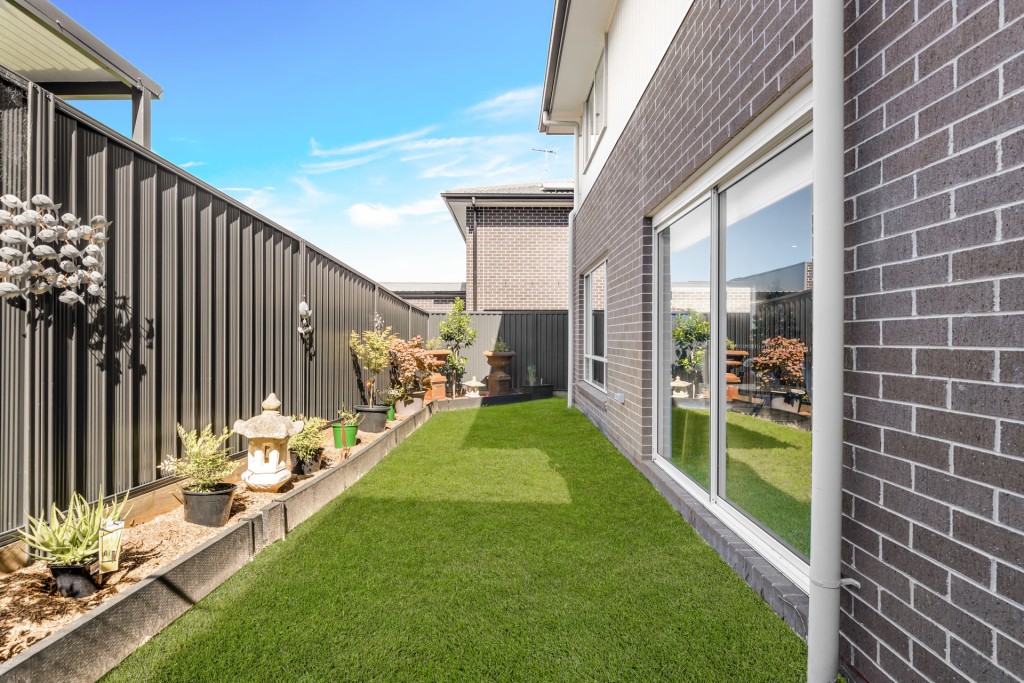 1 Crusader Street, Austral NSW 2179 - photo 9