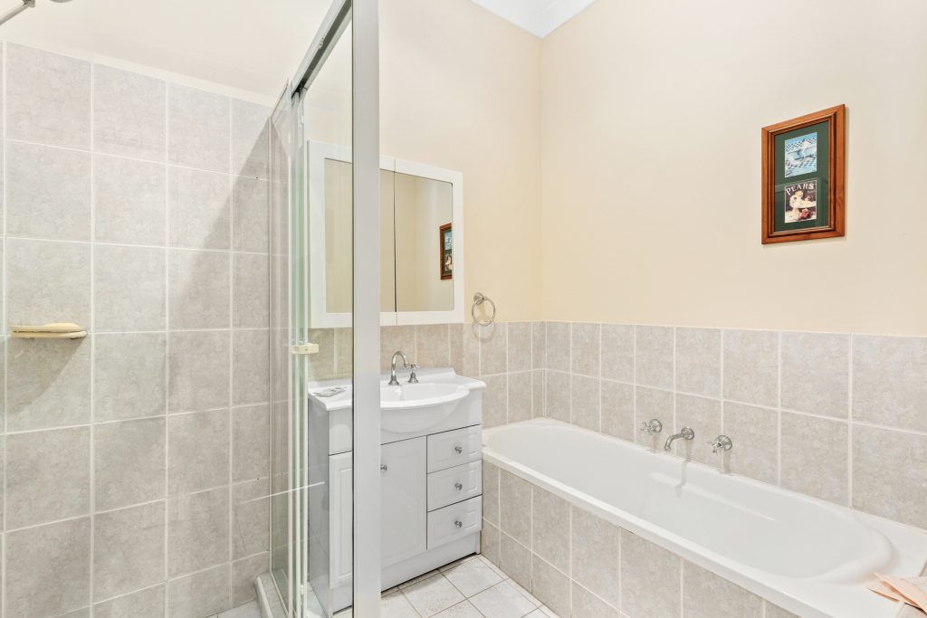 55 Girraween Road, Girraween NSW 2145 - photo 10