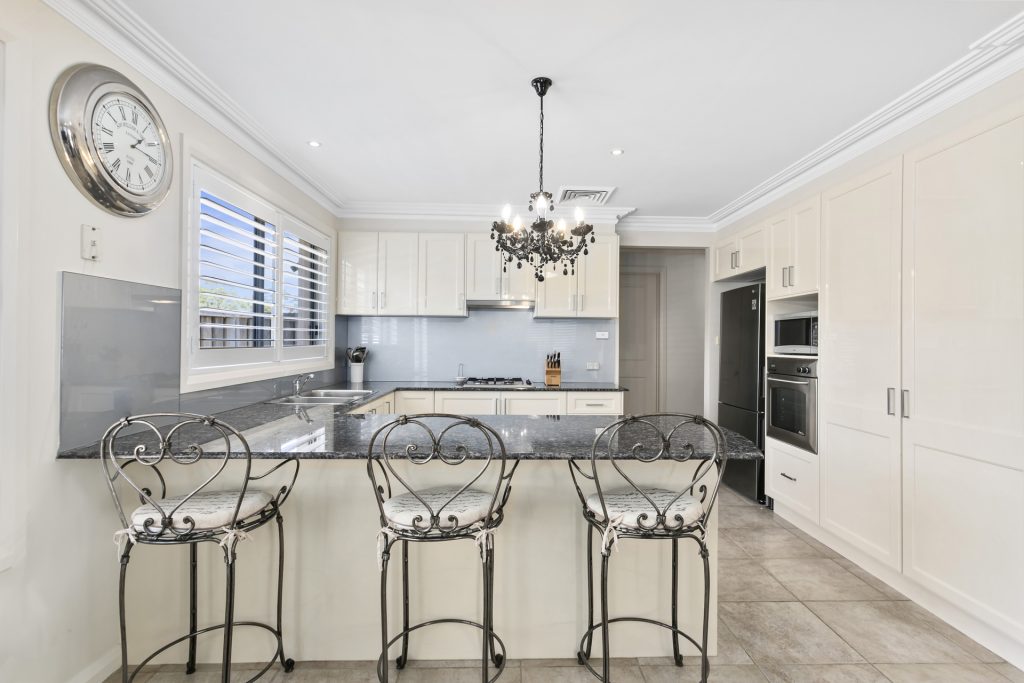 3 Government Farm Crescent, Castle Hill NSW 2154 - photo 2