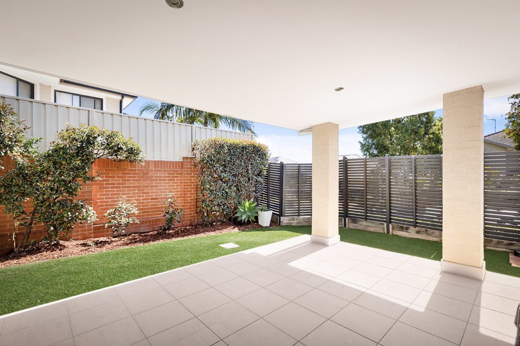 18 Woodside Avenue, Kellyville NSW 2155 - photo 14