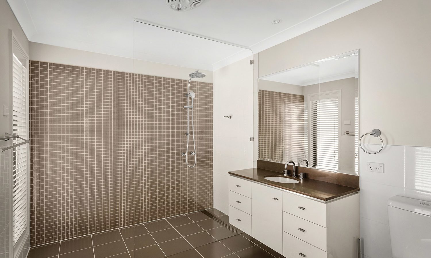 18 Woodside Avenue, Kellyville NSW 2155 - photo 9
