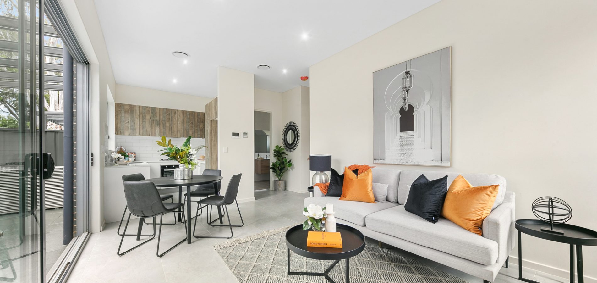 1/439 Wentworth Avenue, Toongabbie NSW 2146 - photo 2