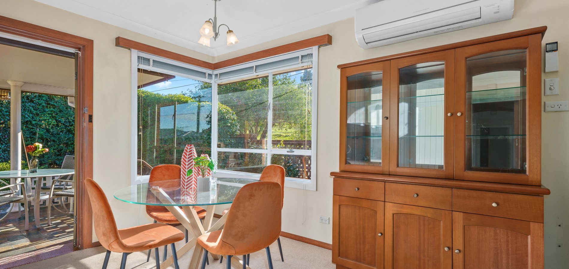 10 Athabaska Avenue, Seven Hills NSW 2147 - photo 4