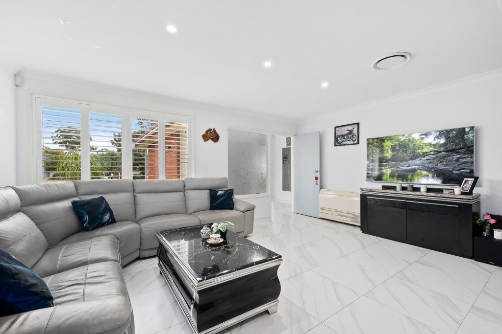 86 Columbia Road, Seven Hills NSW 2147 - photo 3