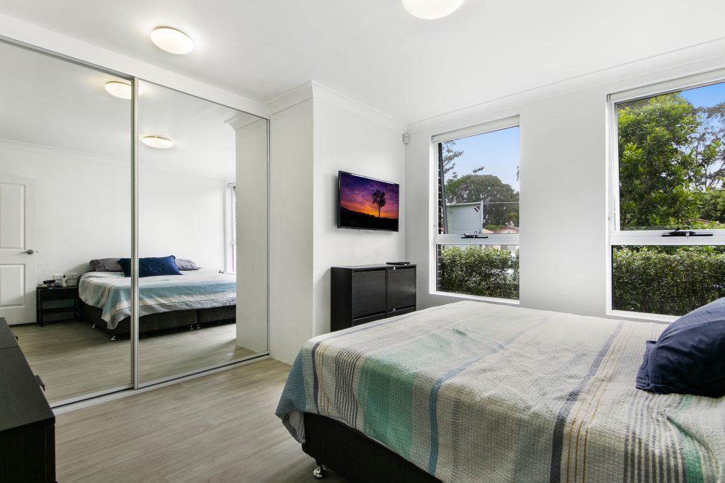 1/4 Barangaroo Road, Toongabbie NSW 2146 - photo 4