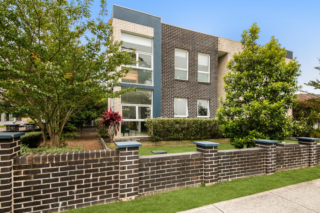 1/4 Barangaroo Road, Toongabbie NSW 2146 - photo 7