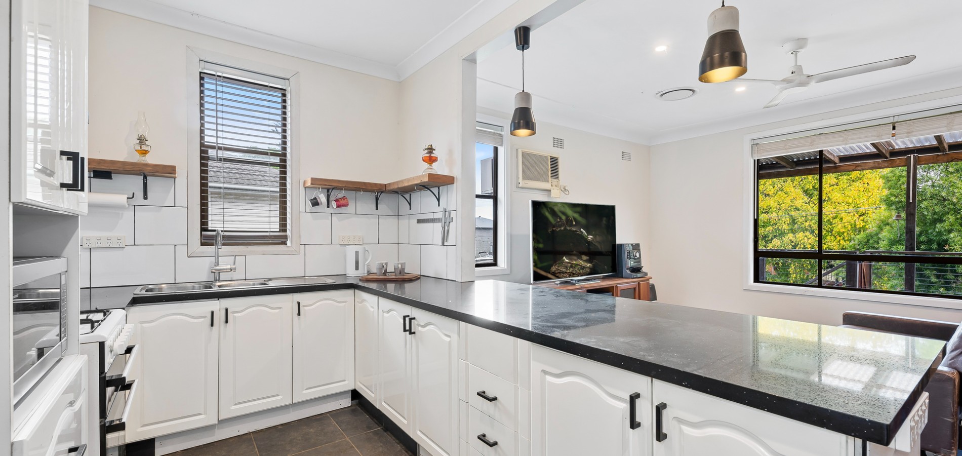 23 Burke Road, Lalor Park NSW 2147 - photo 3