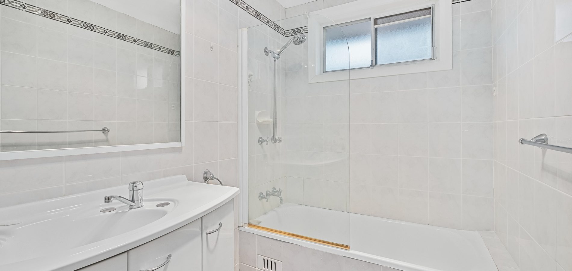 90 Ollier Crescent, Prospect NSW 2148 - photo 6