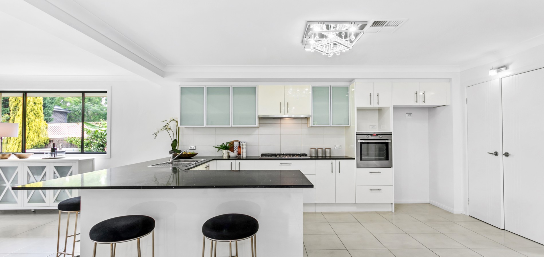 7a Belvedere Avenue, Castle Hill NSW 2154 - photo 2