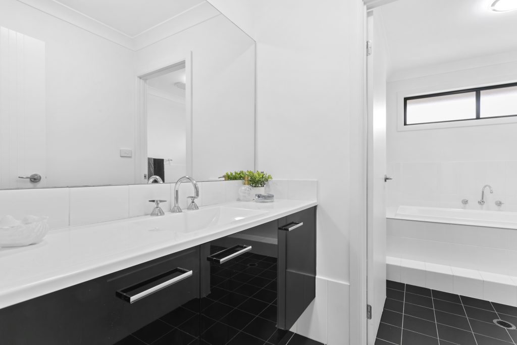 7a Belvedere Avenue, Castle Hill NSW 2154 - photo 12