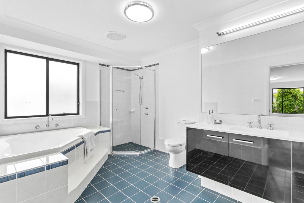 7a Belvedere Avenue, Castle Hill NSW 2154 - photo 13