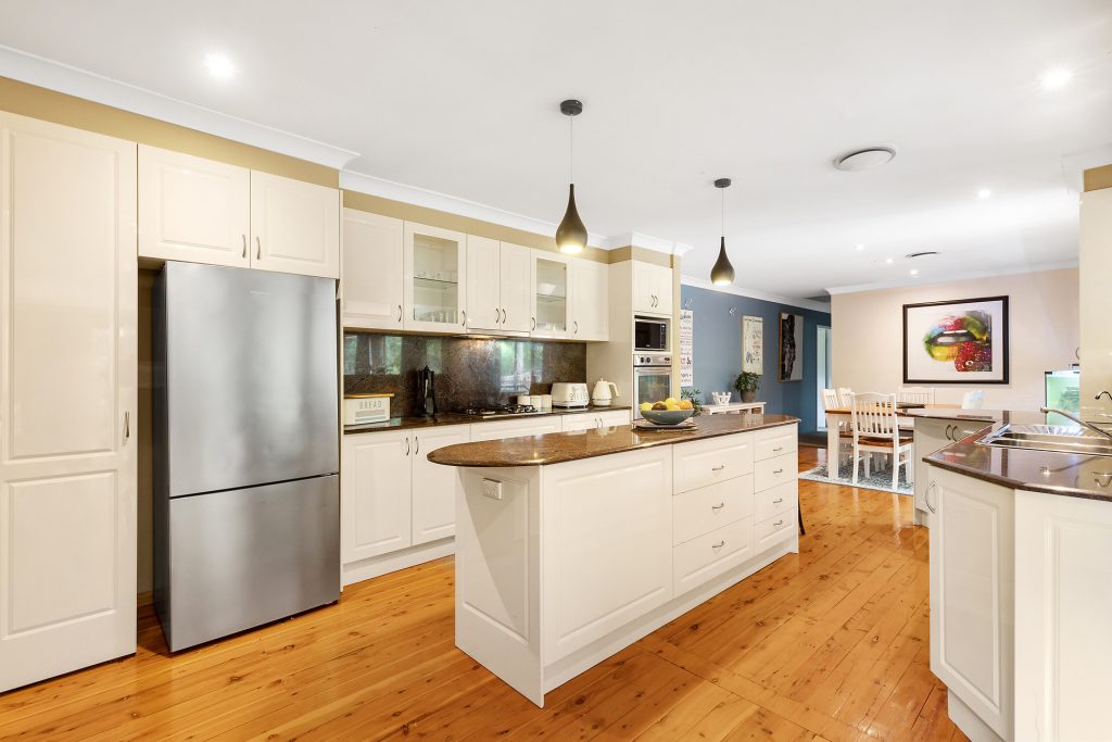 10 Astrid Avenue, Baulkham Hills NSW 2153 - photo 3