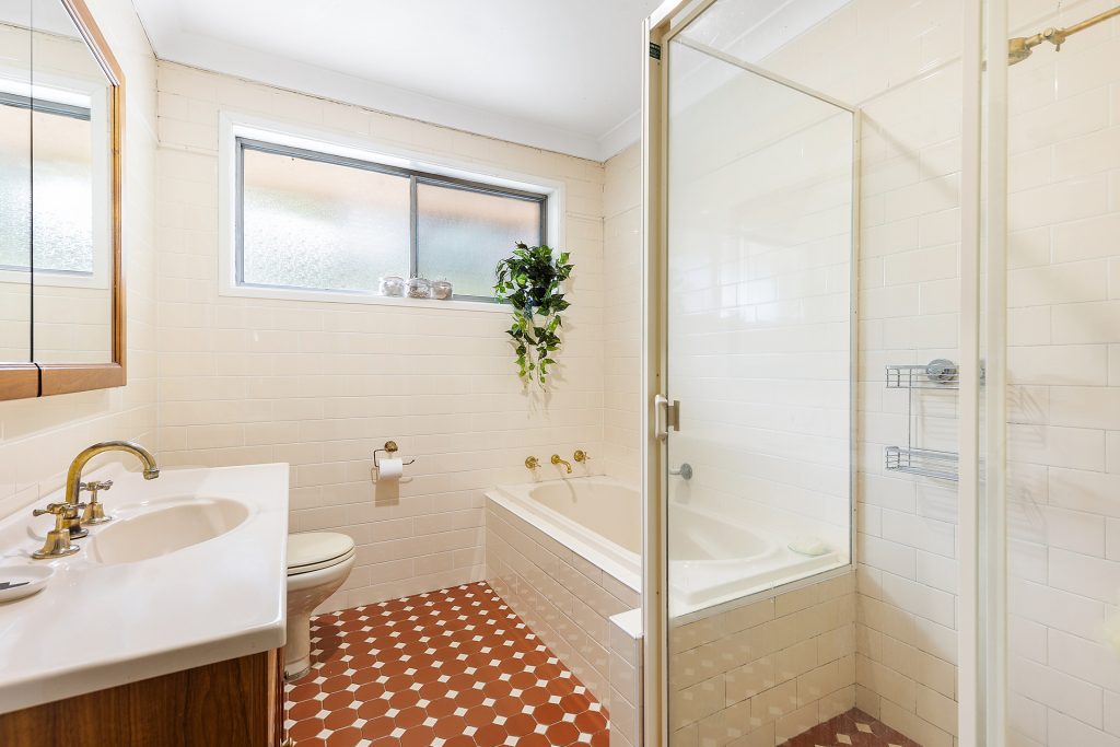 10 Astrid Avenue, Baulkham Hills NSW 2153 - photo 8