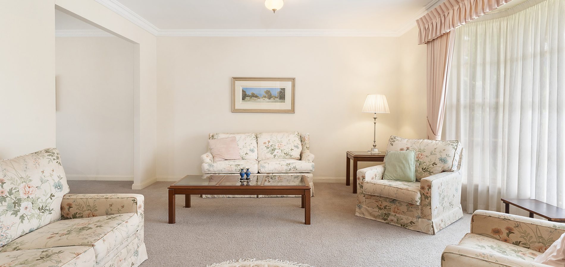 8 Amberwood Place, Castle Hill NSW 2154 - photo 2