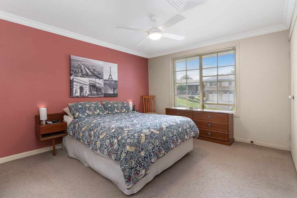 8 Amberwood Place, Castle Hill NSW 2154 - photo 7