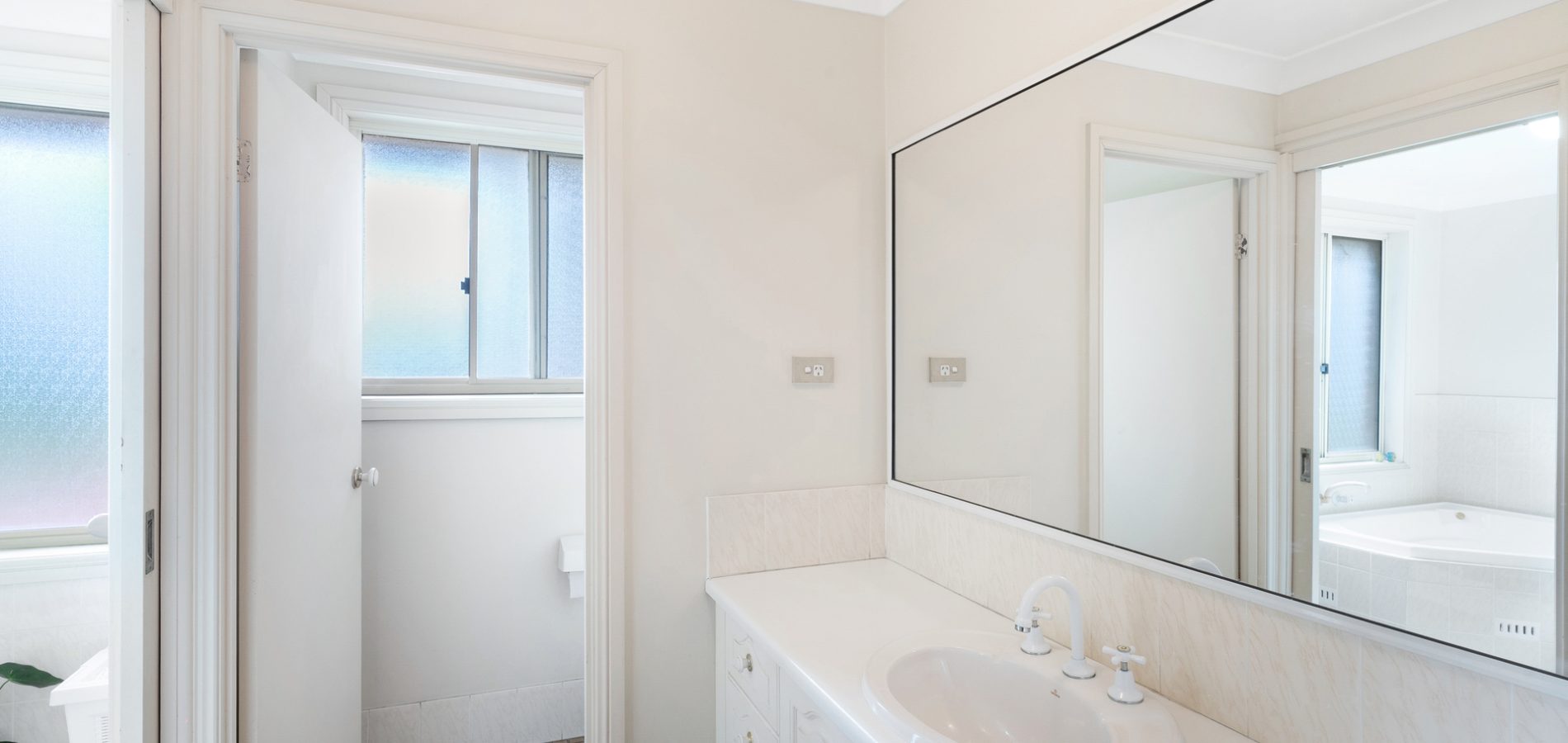 8 Amberwood Place, Castle Hill NSW 2154 - photo 8