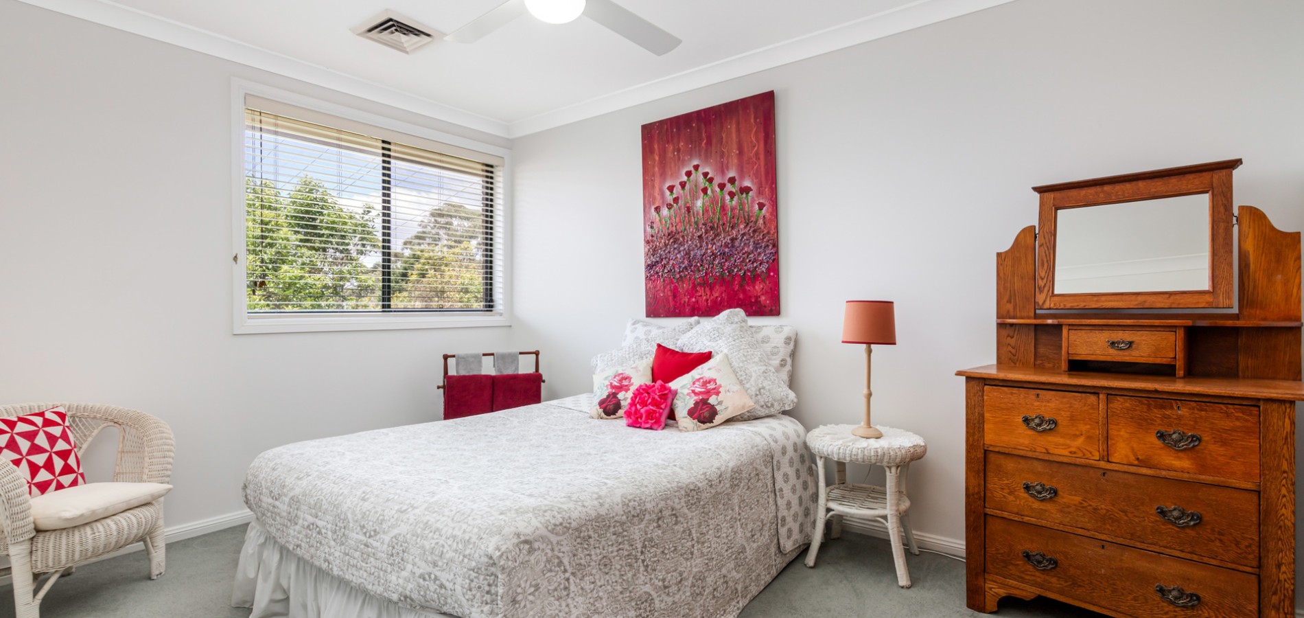 58 Glenridge Avenue, West Pennant Hills NSW 2125 - photo 16