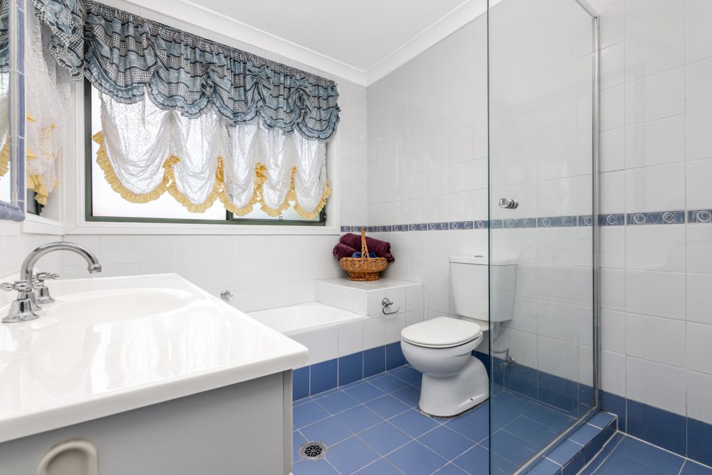 58 Glenridge Avenue, West Pennant Hills NSW 2125 - photo 17